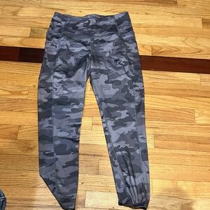 Women's Camouflage Leggings